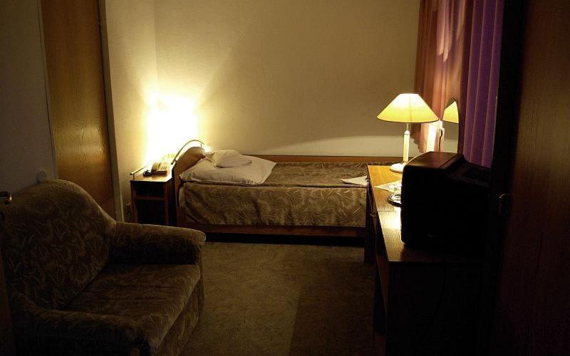 Helios 300m Od Krupowek Nowy Basen Od 12 Lipca Hotell