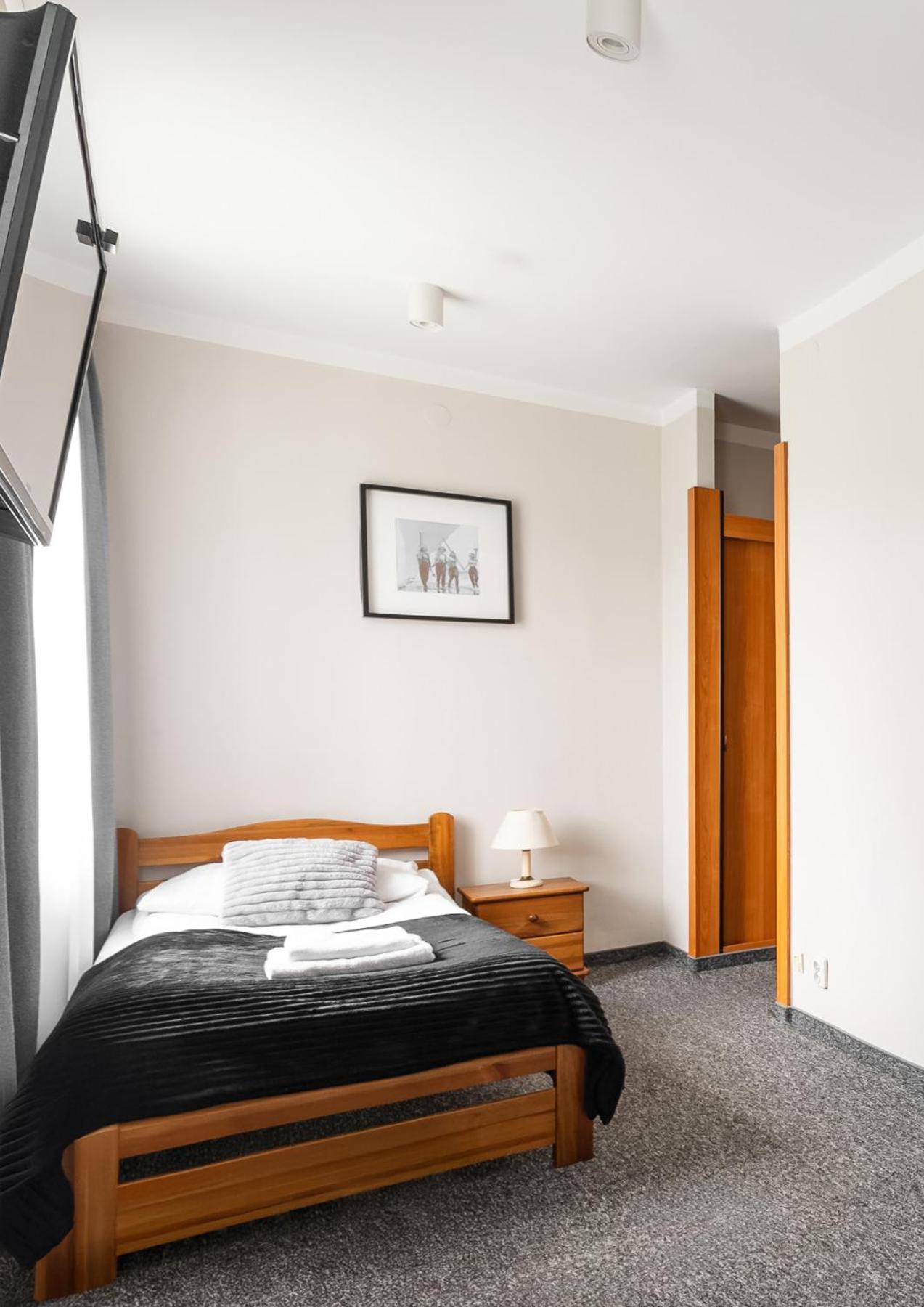 Hotel Helios 300m Od Krupowek Nowy Basen Od 12 Lipca 2*