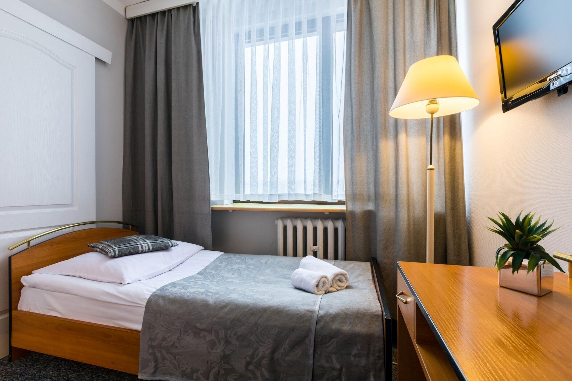 Helios 300m Od Krupowek Nowy Basen Od 12 Lipca Hotel